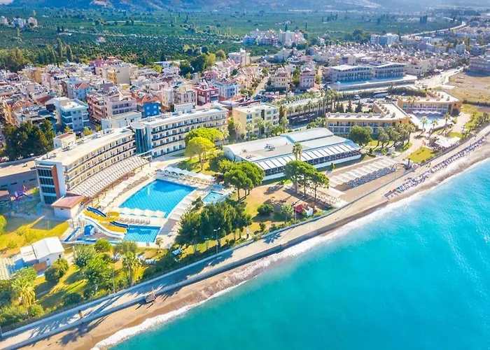 Hotel & 4*