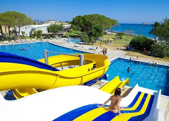 Hotel & 4*