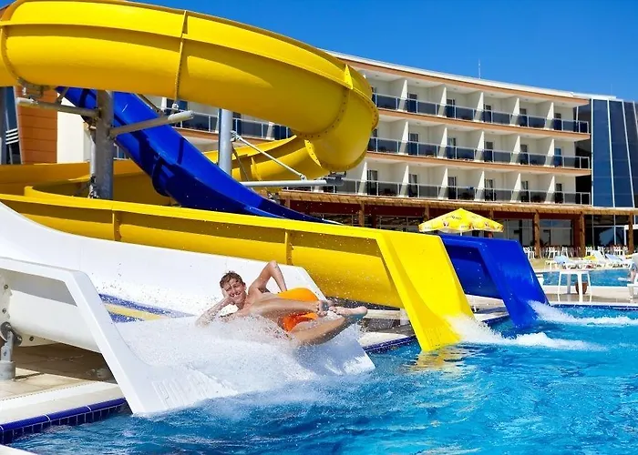 & Hotel 4*