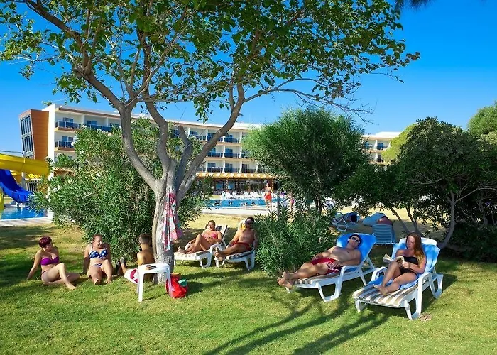 & Hotel 4*