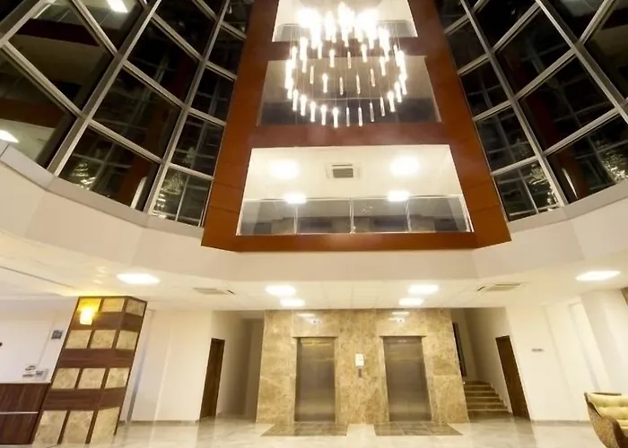Hotel &
