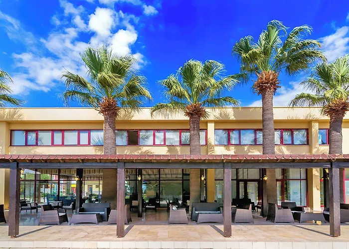 Hotel & Gumuldur